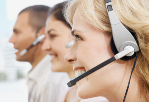 5 Essential Customer Service Channels – Pros and Cons